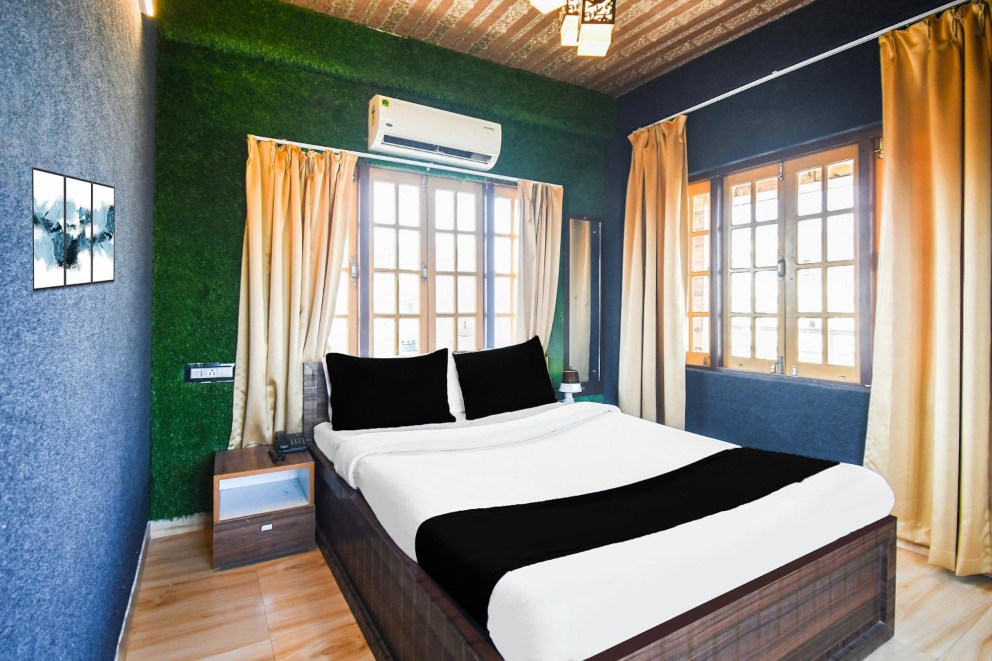 Super Hotel O Champasari Siliguri Formerly Four Fox Suits Panchanai Exteriör bild