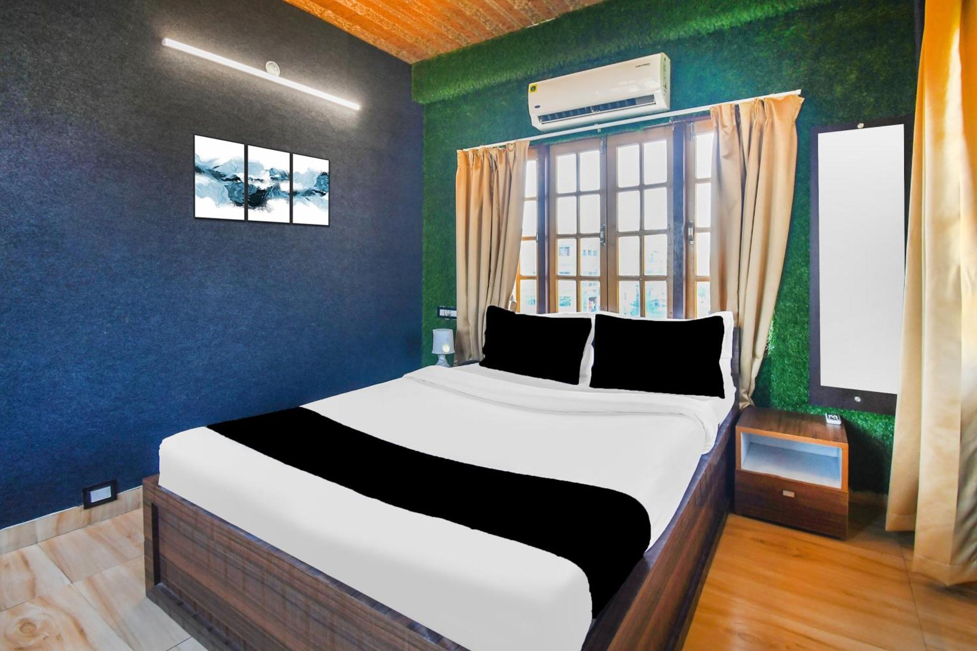 Super Hotel O Champasari Siliguri Formerly Four Fox Suits Panchanai Exteriör bild