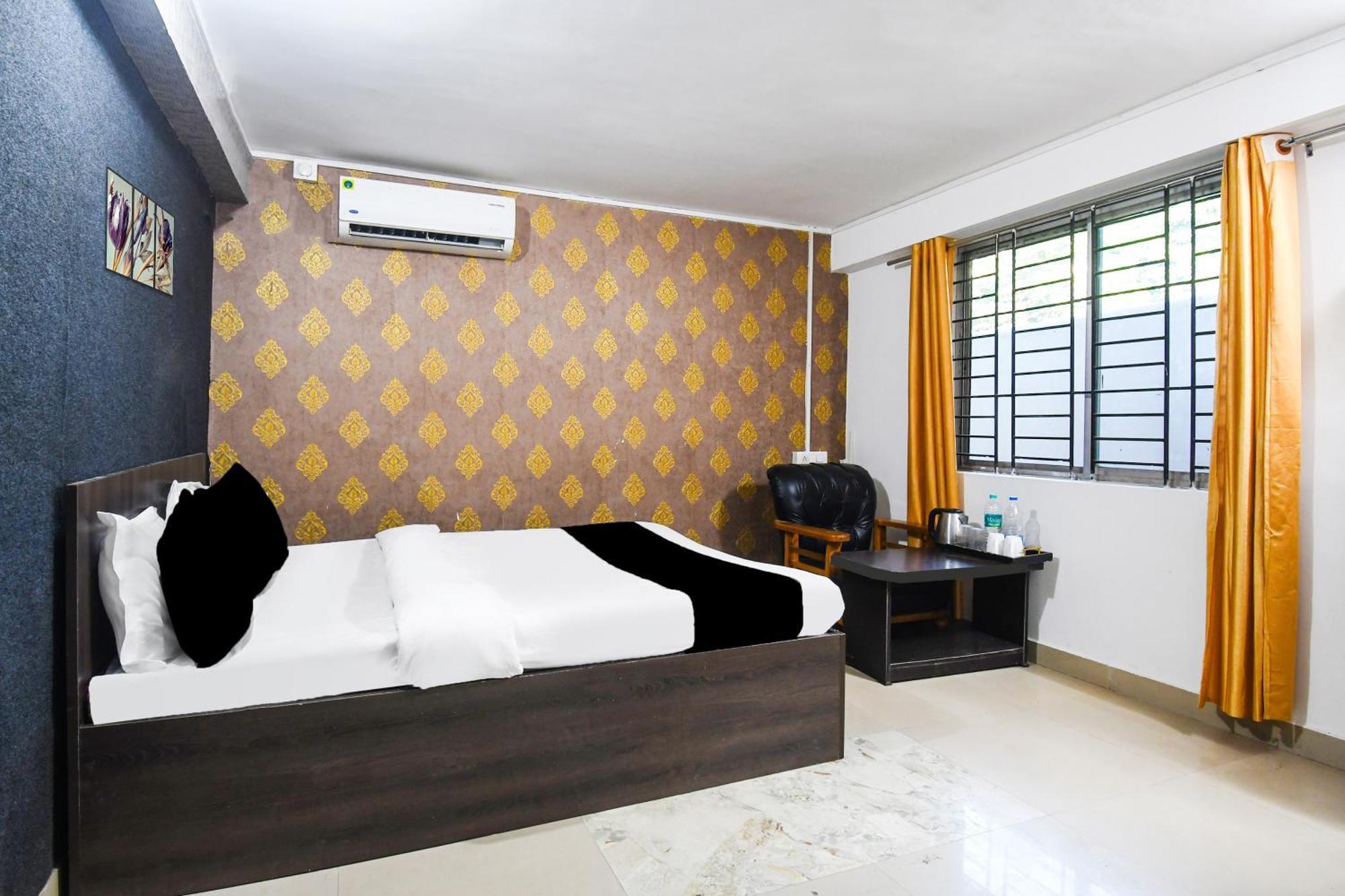 Super Hotel O Champasari Siliguri Formerly Four Fox Suits Panchanai Exteriör bild