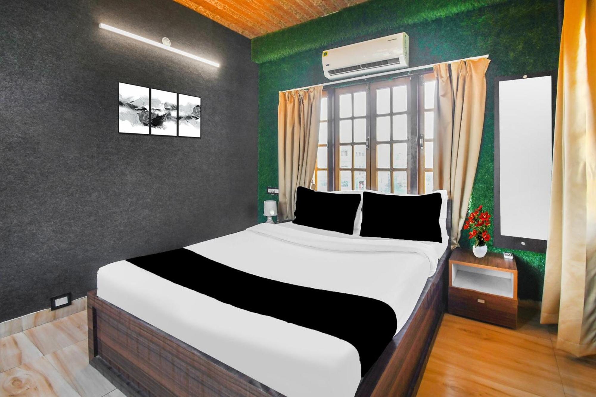 Super Hotel O Champasari Siliguri Formerly Four Fox Suits Panchanai Exteriör bild