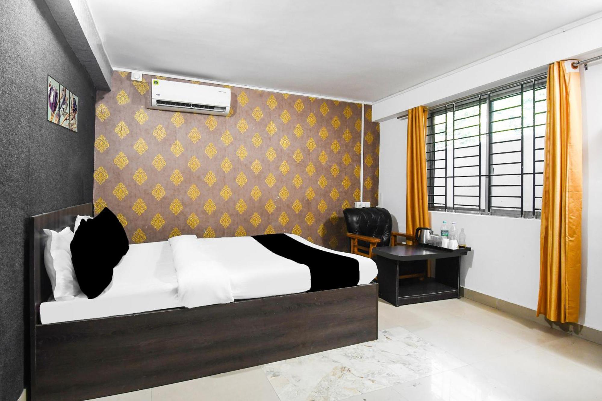 Super Hotel O Champasari Siliguri Formerly Four Fox Suits Panchanai Exteriör bild